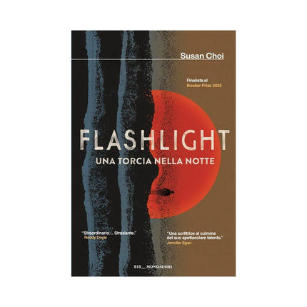 Copertina libro FLASHLIGHT. UNA TORCIA NELLA NOTTE