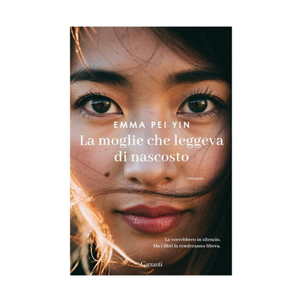 Copertina libro LA MOGLIE CHE LEGGEVA DI NASCOSTO