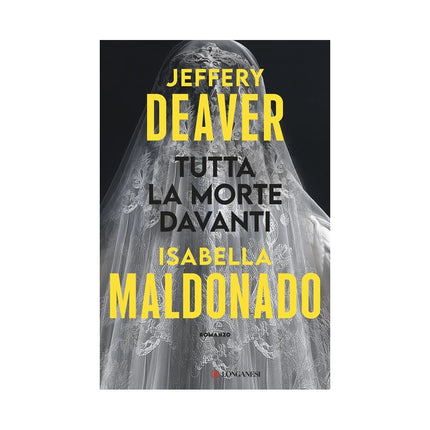 Copertina libro TUTTA LA MORTE DAVANTI