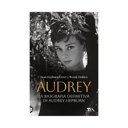 Copertina libro AUDREY. LA BIOGRAFIA DEFINITIVA DI AUDRE