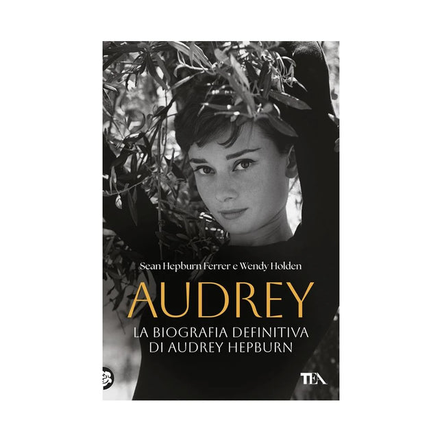 Copertina libro AUDREY. LA BIOGRAFIA DEFINITIVA DI AUDRE